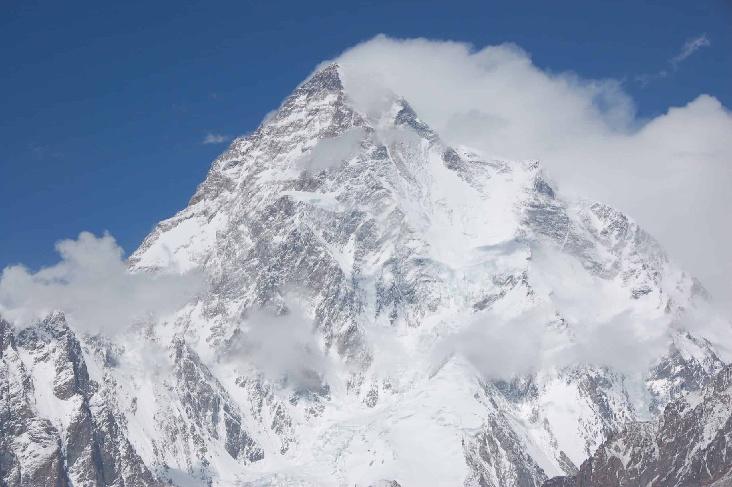 Himalayan: K2 conquered for the first time in winter! It was done by Sherpas