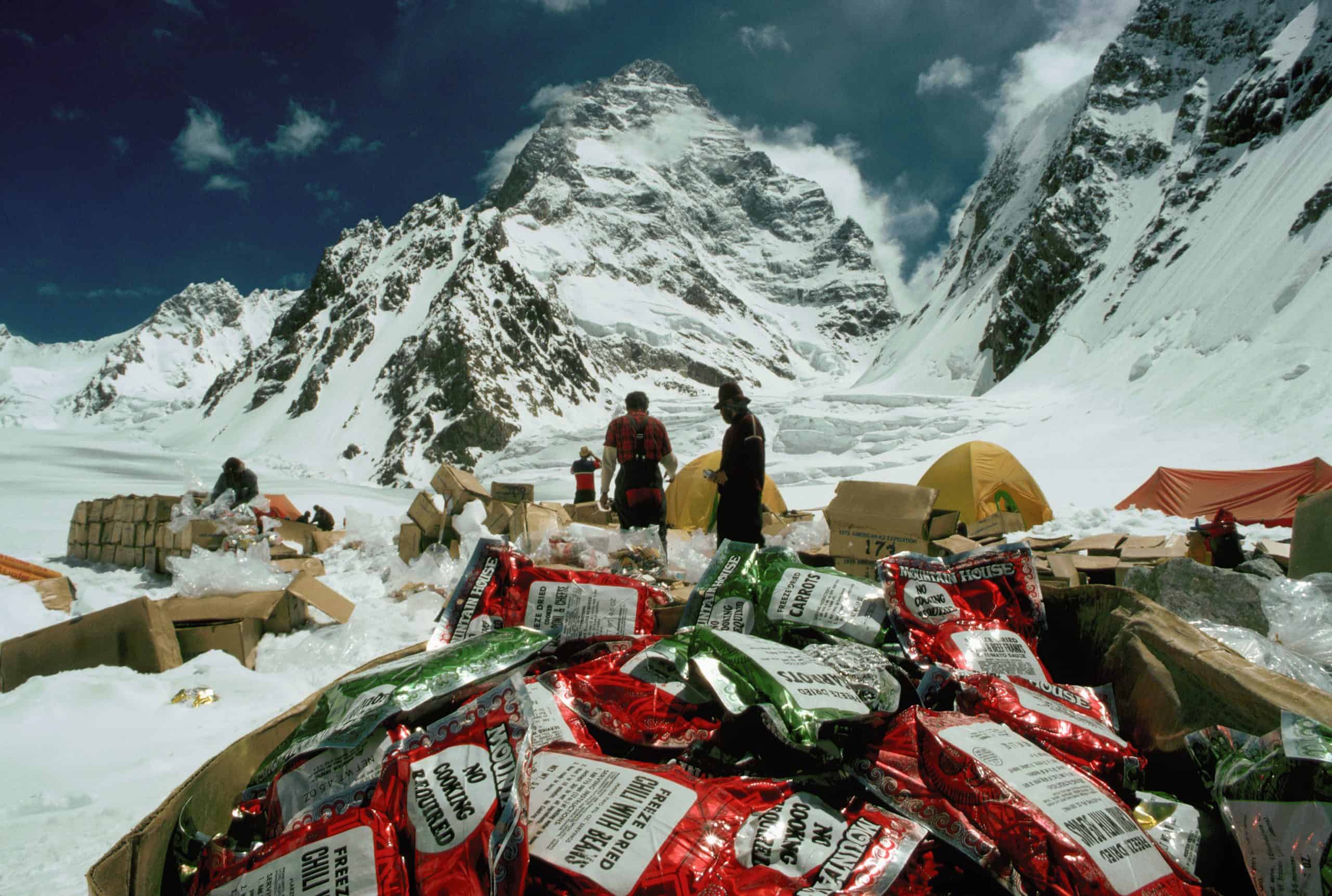 Mountain climbing and nutrition – what do the conquerors of the highest peaks eat?